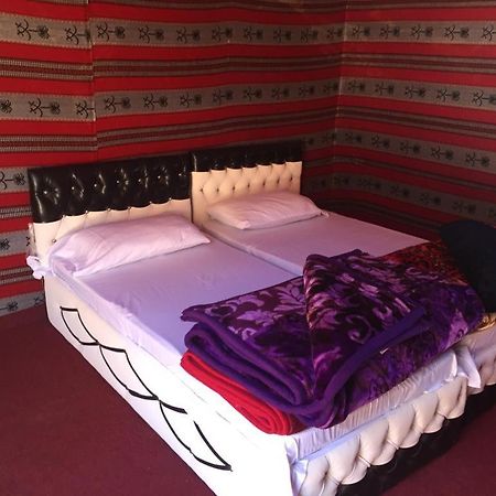 Wadi Rum-Bedouin Tents And Jeep Tours מראה חיצוני תמונה