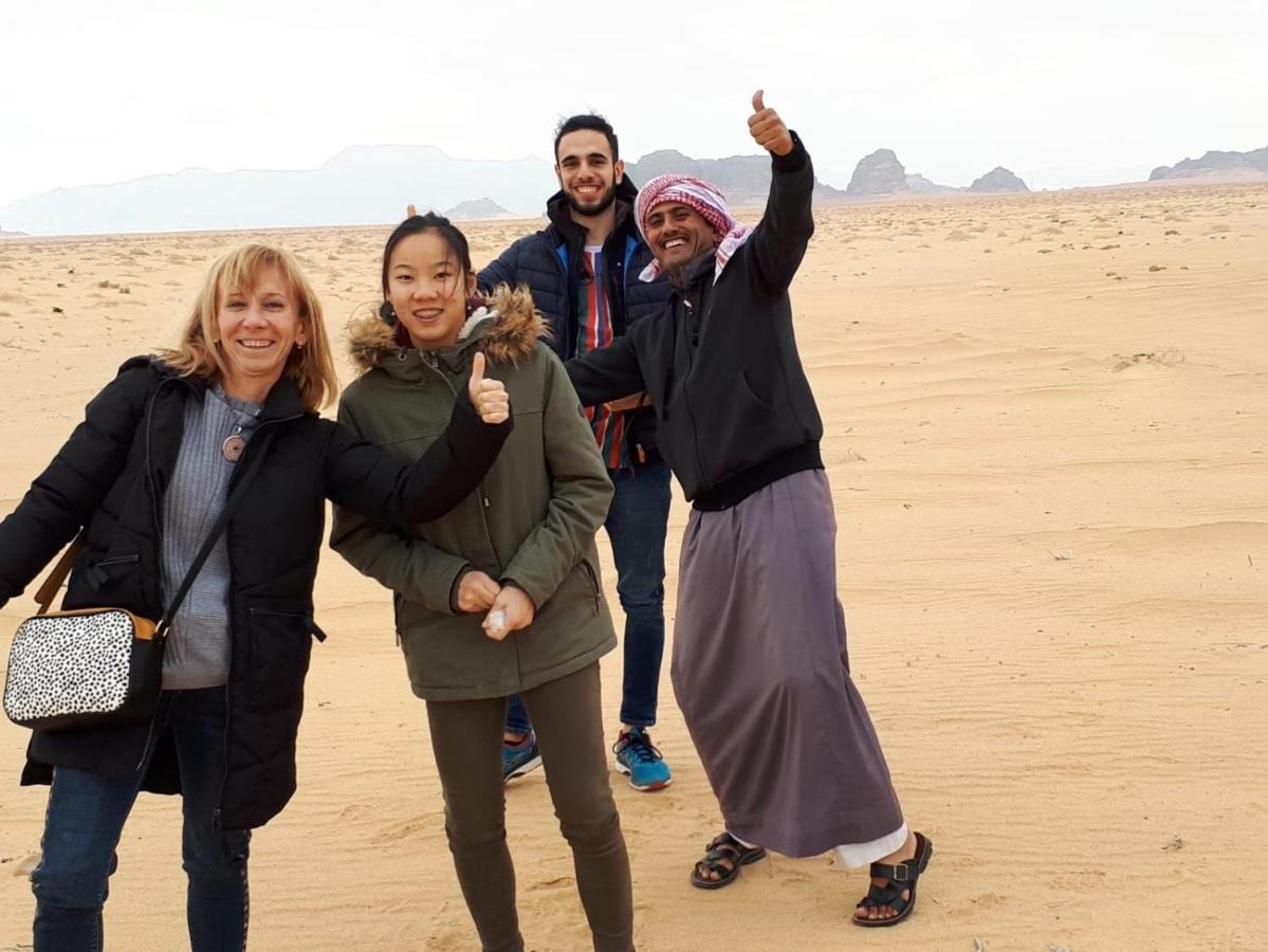 Wadi Rum-Bedouin Tents And Jeep Tours מראה חיצוני תמונה