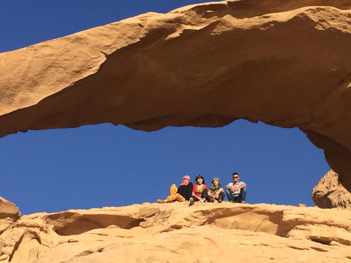 Wadi Rum-Bedouin Tents And Jeep Tours מראה חיצוני תמונה