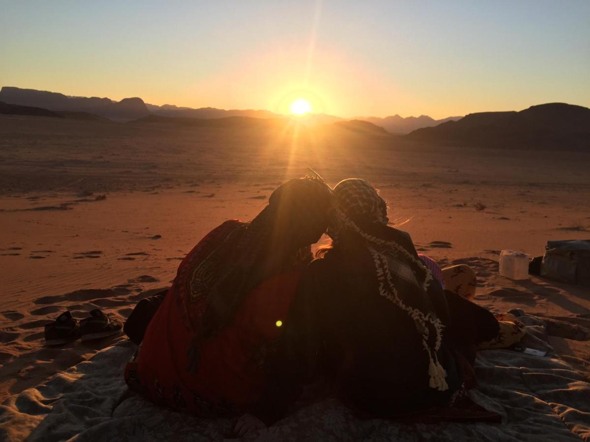 Wadi Rum-Bedouin Tents And Jeep Tours מראה חיצוני תמונה