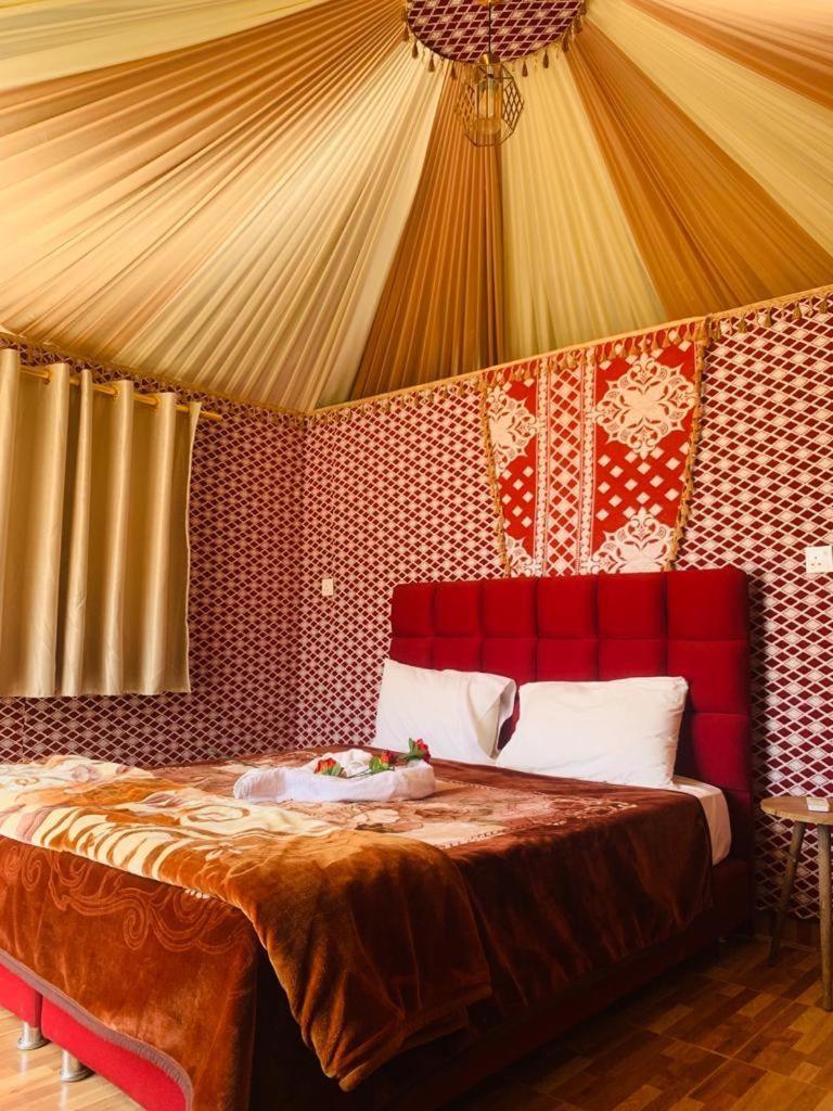 Wadi Rum-Bedouin Tents And Jeep Tours מראה חיצוני תמונה