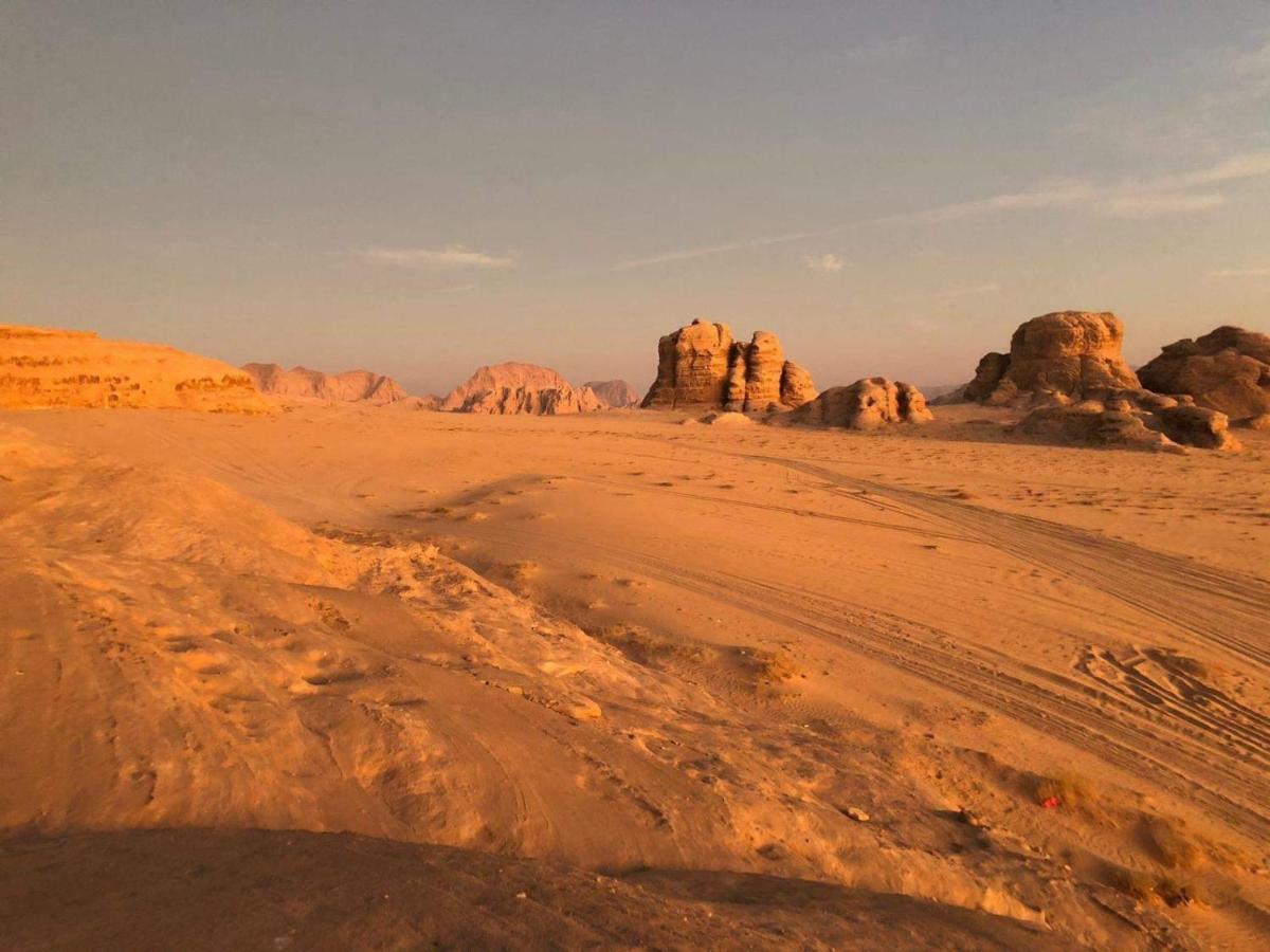 Wadi Rum-Bedouin Tents And Jeep Tours מראה חיצוני תמונה